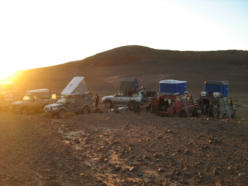 Sonnernuntergang im Camp